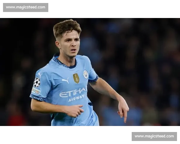 费内巴切锁定沃克!曼城放行 + 高薪诱惑,英格兰老将迎职业生涯十字路口