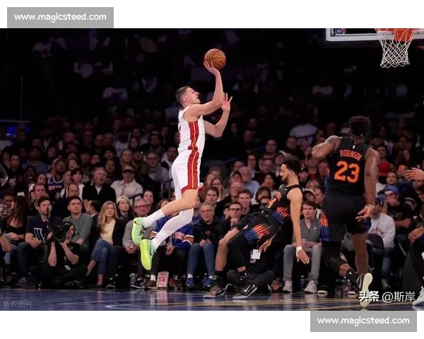 热火对决雷霆总决赛第二战攻防博弈与冠军走势前瞻关键球员表现解析